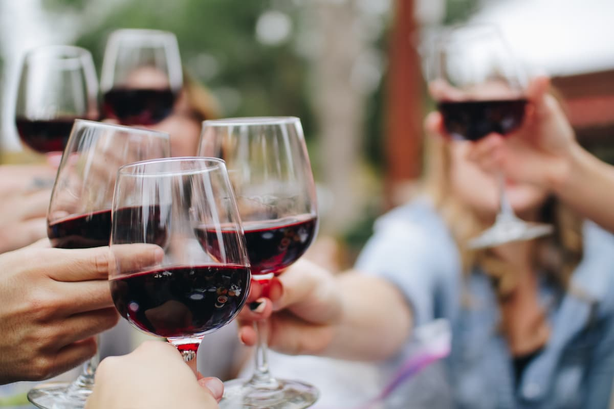 Cata de vinos para hacer equipo en la empresa