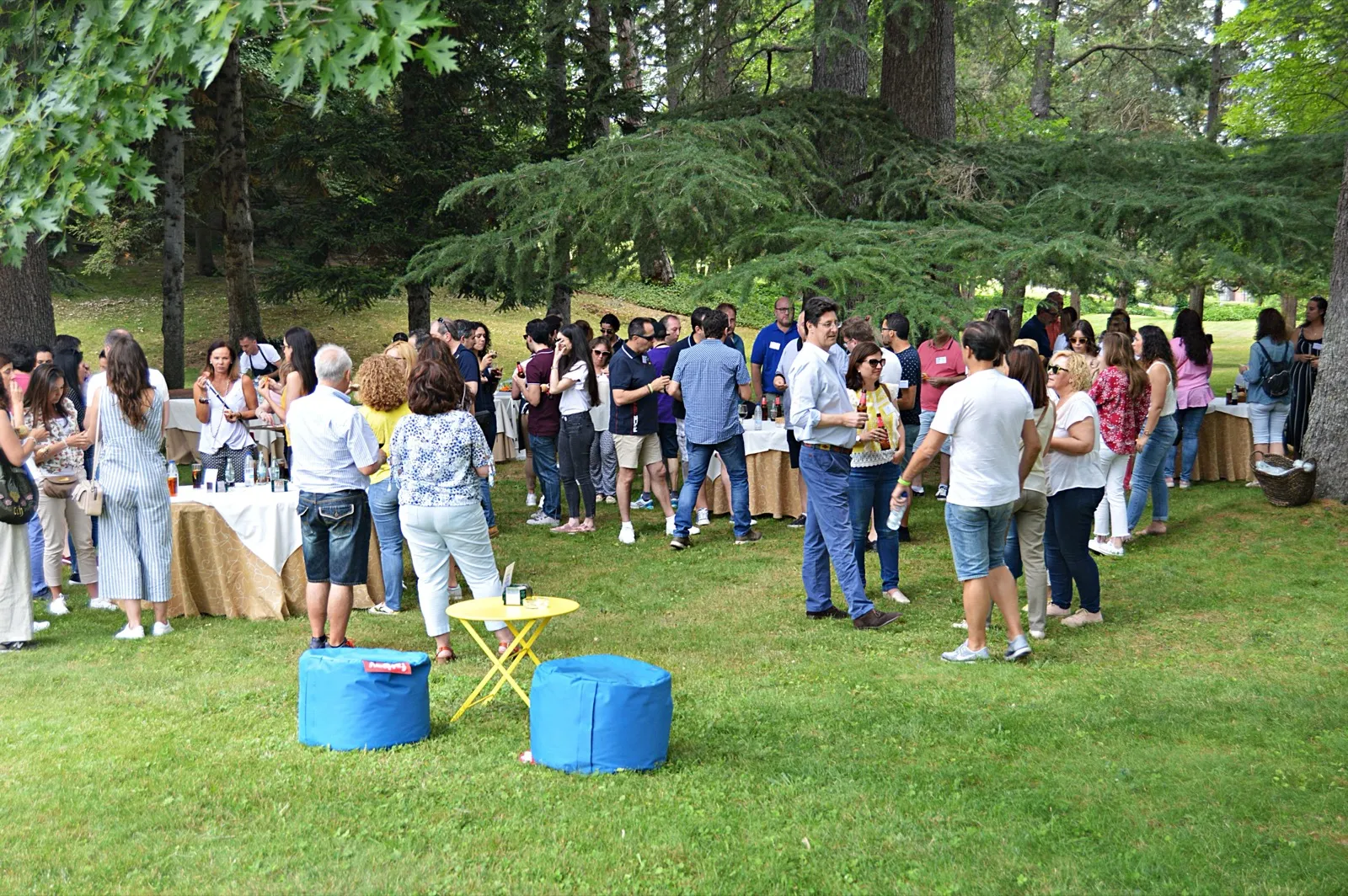 Equipo de empresa en una jornada organizada por Calandria