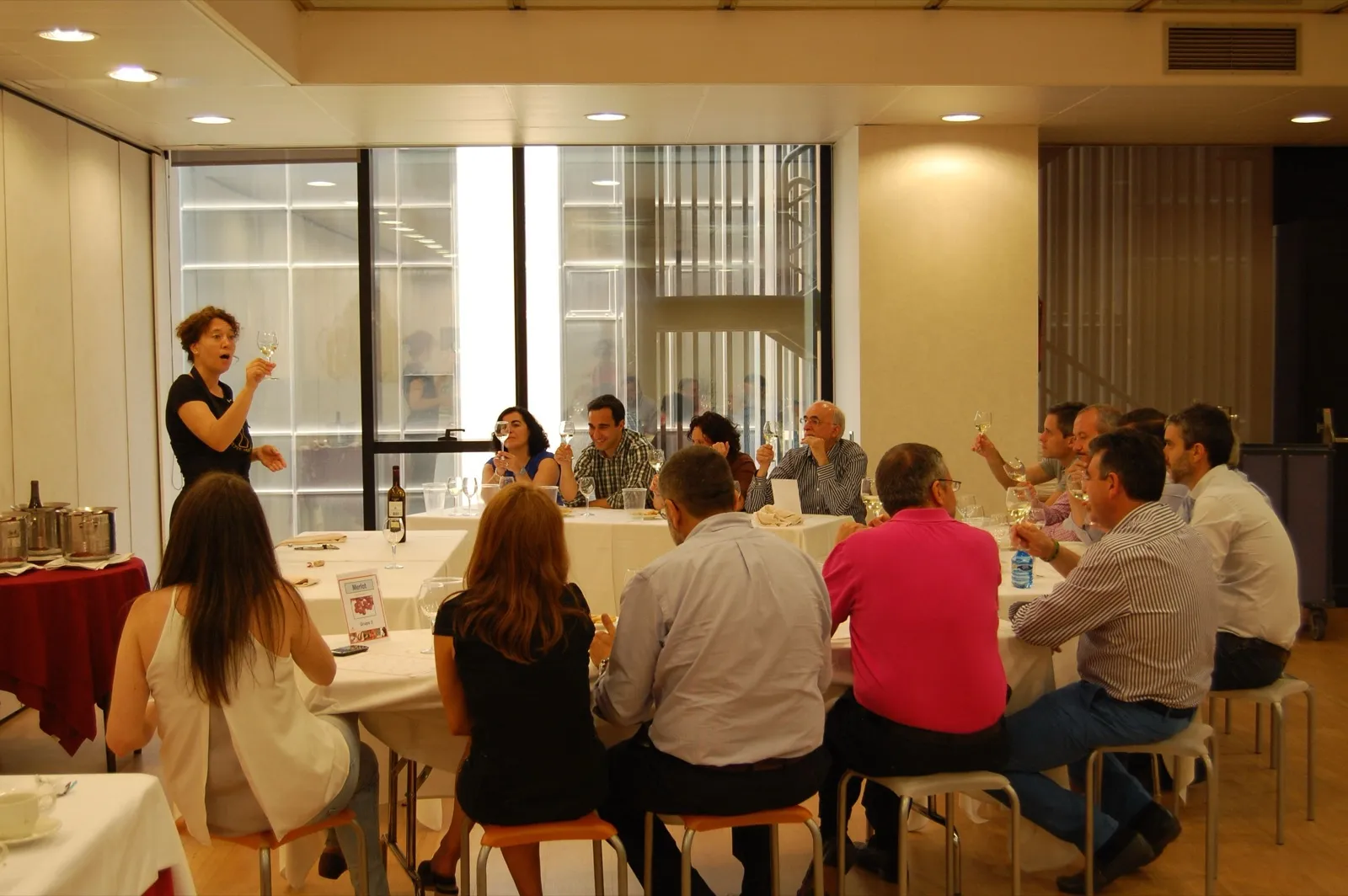 Actividad de team building: Wine Experience